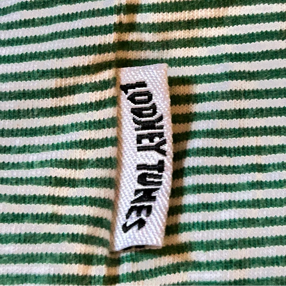 Vintage 90’s Looney Tunes Pep Le Pew Green &White Striped Ringer Tee Y2K - Picture 5 of 5